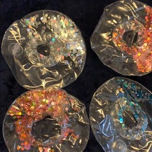 Set of 4 confetti drink floaties